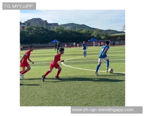 瑶瑶足球：小女孩的梦想与坚持在绿茵场上绽放光彩